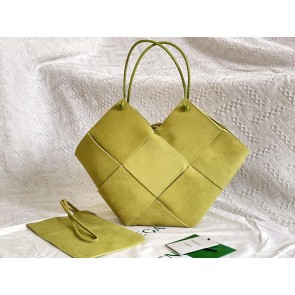 BOTTEGA VENETA  248438Z5N02121708321517