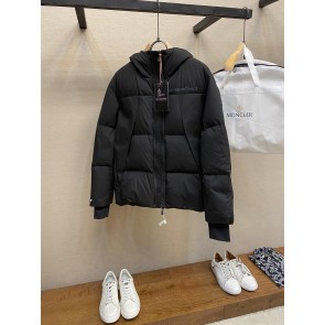 Moncler  255423Z5N02260115341110