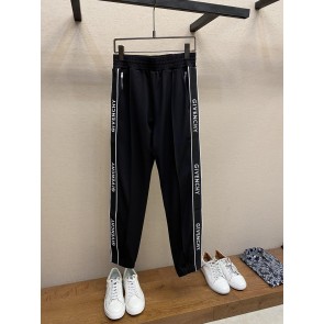 Givenchy  252972Z5N0228124410511