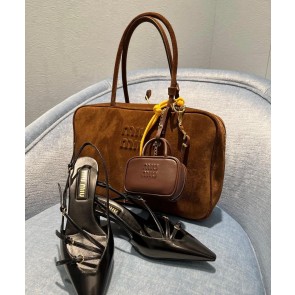 MIUMIU  295255Z5N0404113903650