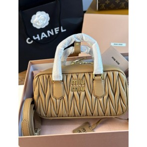 MIUMIU  295246Z5N0404114111659