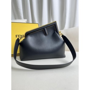 FENDI  265706Z5N0404132343131