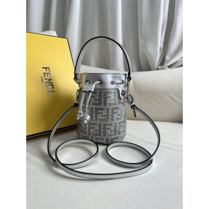 FENDI  265696Z5N0404132752141